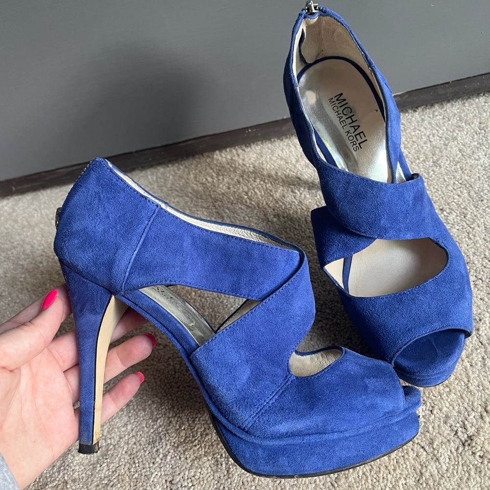 Michael Kors 4.5” Blue‎ Elena Heels